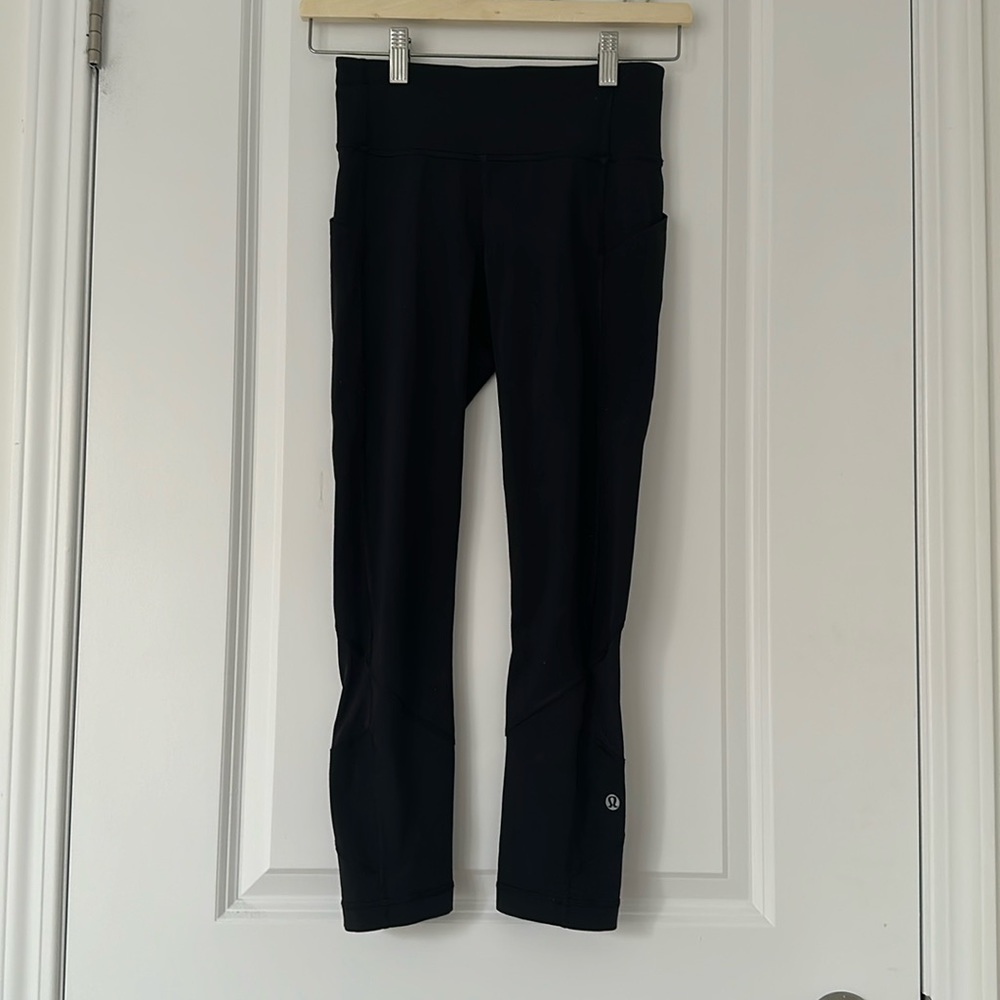 Lululemon Black Crop Mesh Leggings (Size 2)